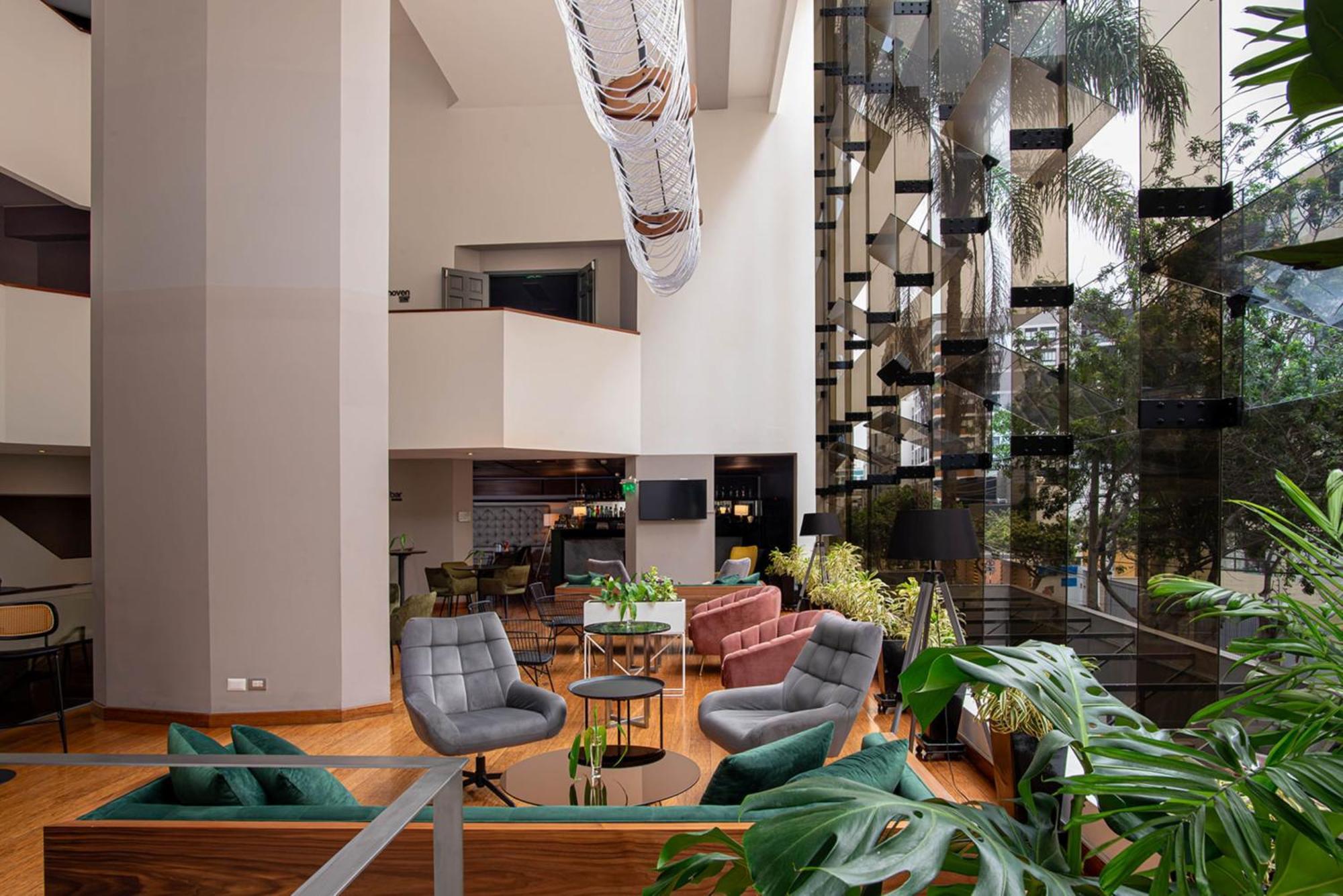 Отель Crowne Plaza Lima By Ihg Экстерьер фото The interior of the hotel