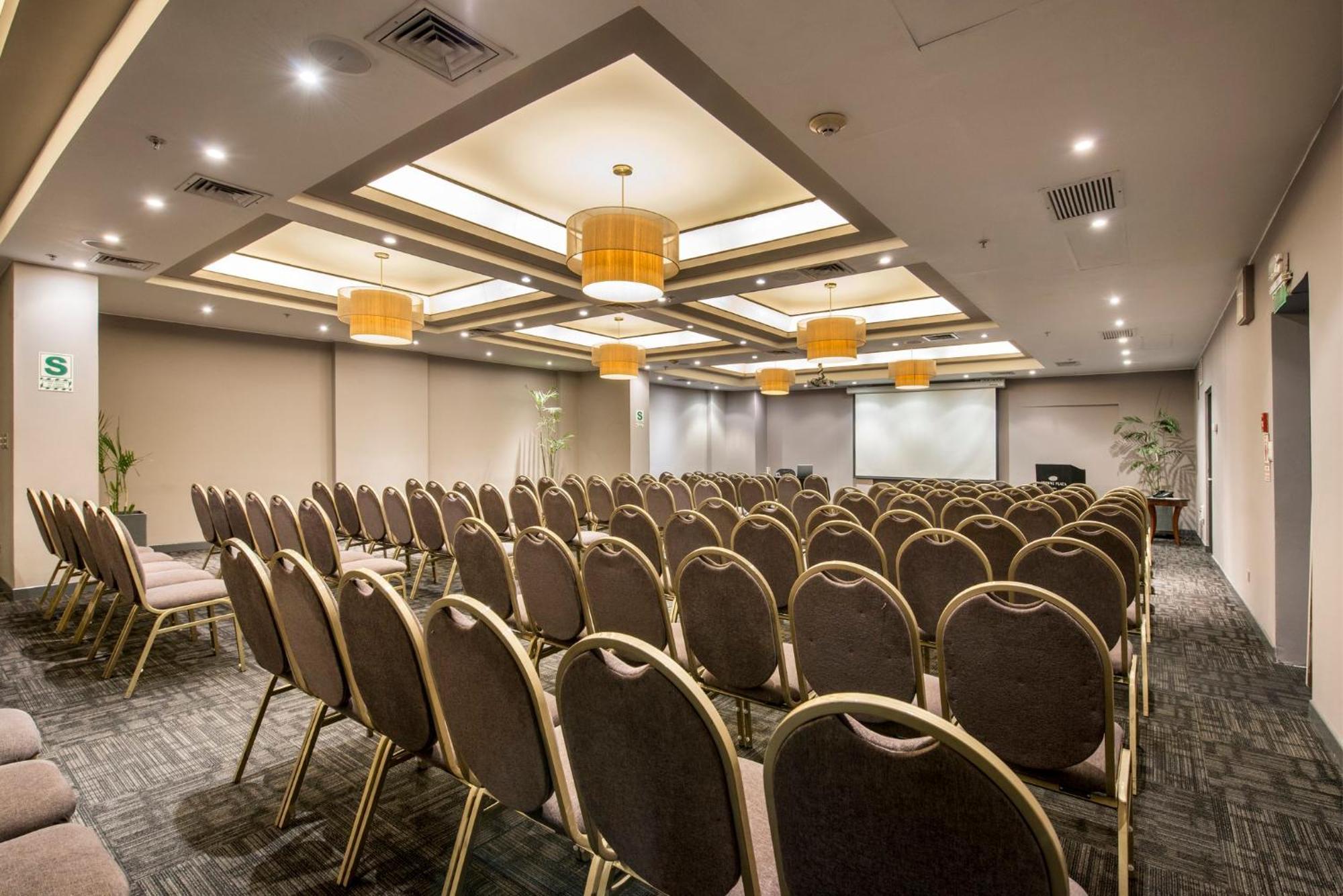 Отель Crowne Plaza Lima By Ihg Экстерьер фото Meeting room