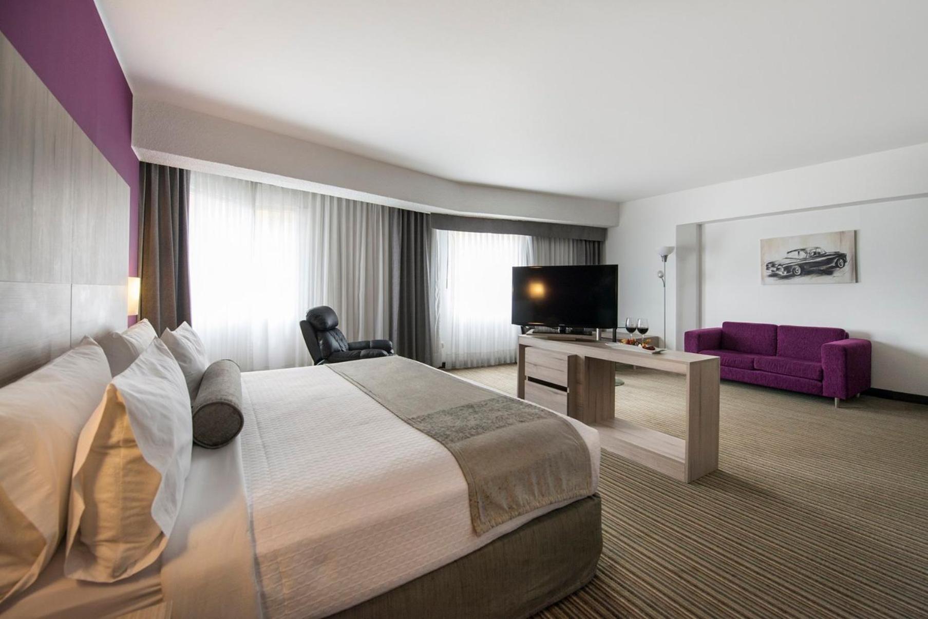 Отель Crowne Plaza Lima By Ihg Экстерьер фото Suite