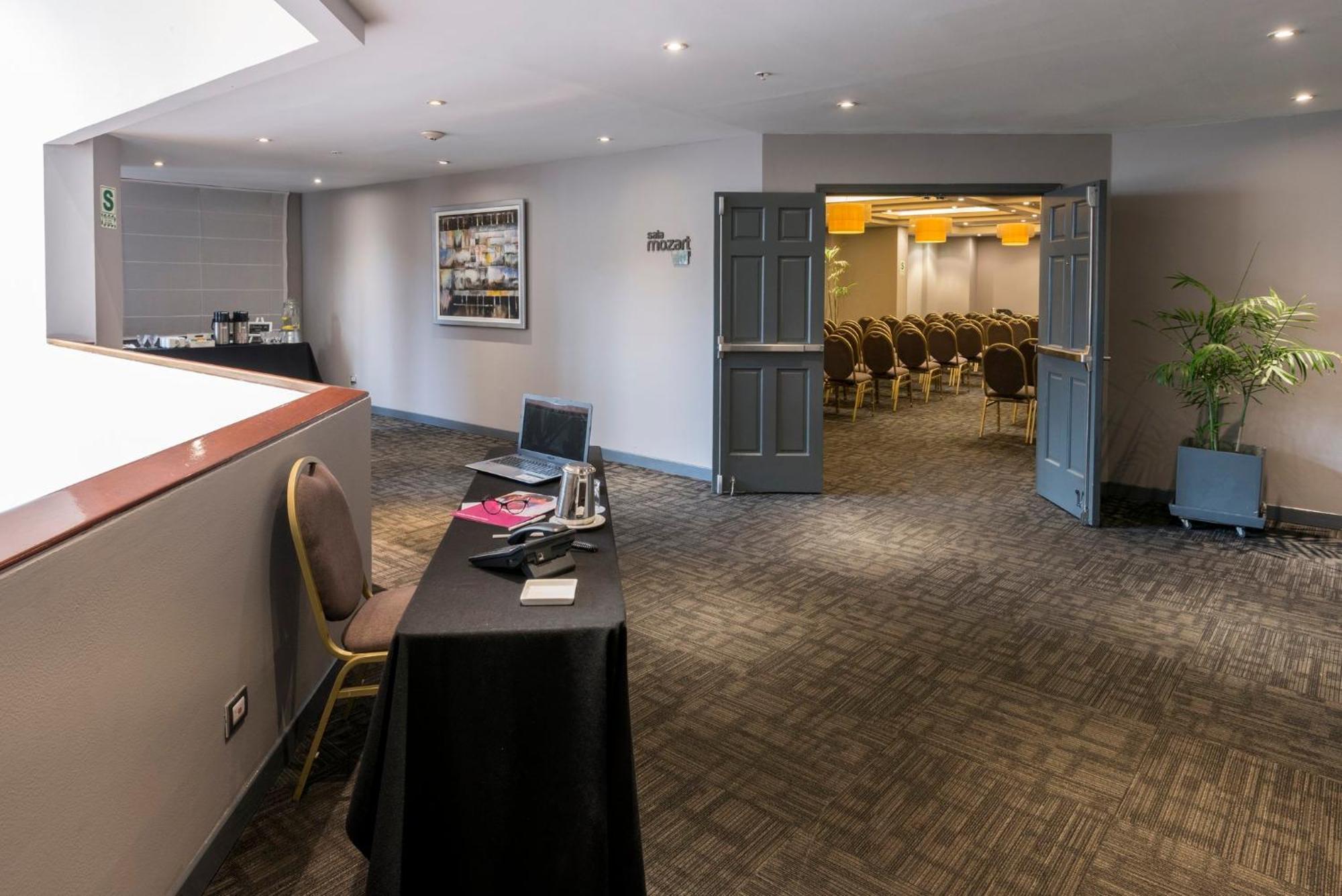 Отель Crowne Plaza Lima By Ihg Экстерьер фото The meeting room at the London Business School