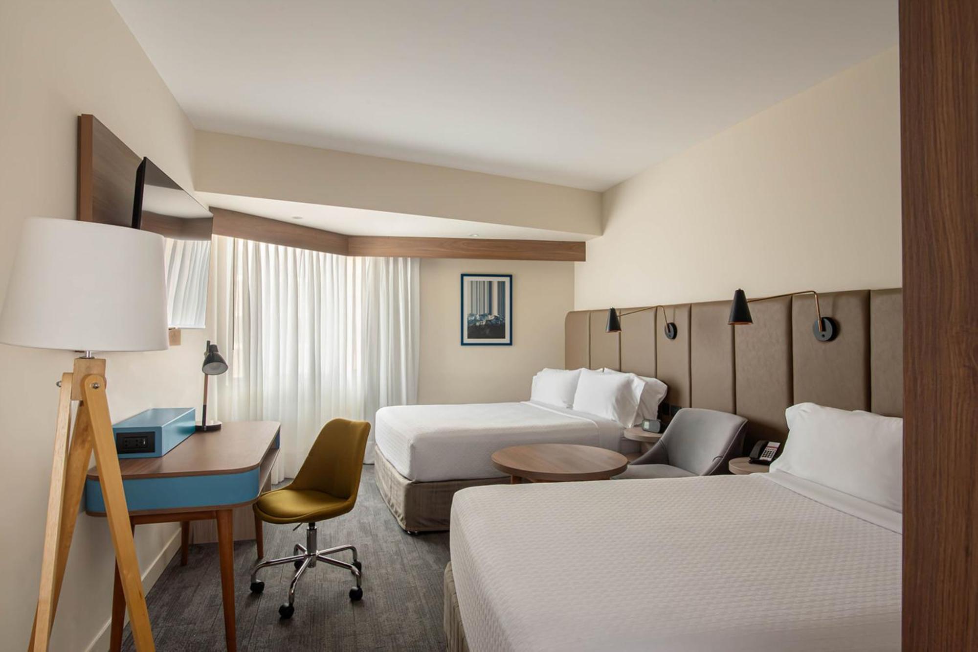 Отель Crowne Plaza Lima By Ihg Экстерьер фото A typical room at the hotel